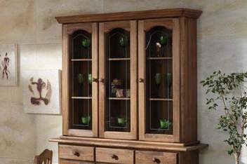 Vitrina Provenzal 3 Puertas - Vitrina estilo provenzal de madera maciza, con tres puertas de cristal