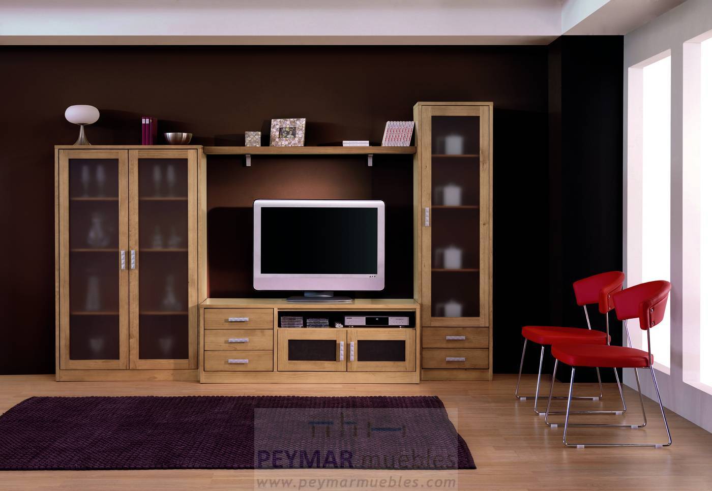 Mueble para salones comedores con vitrinas en vertical y módulo televisión  madera