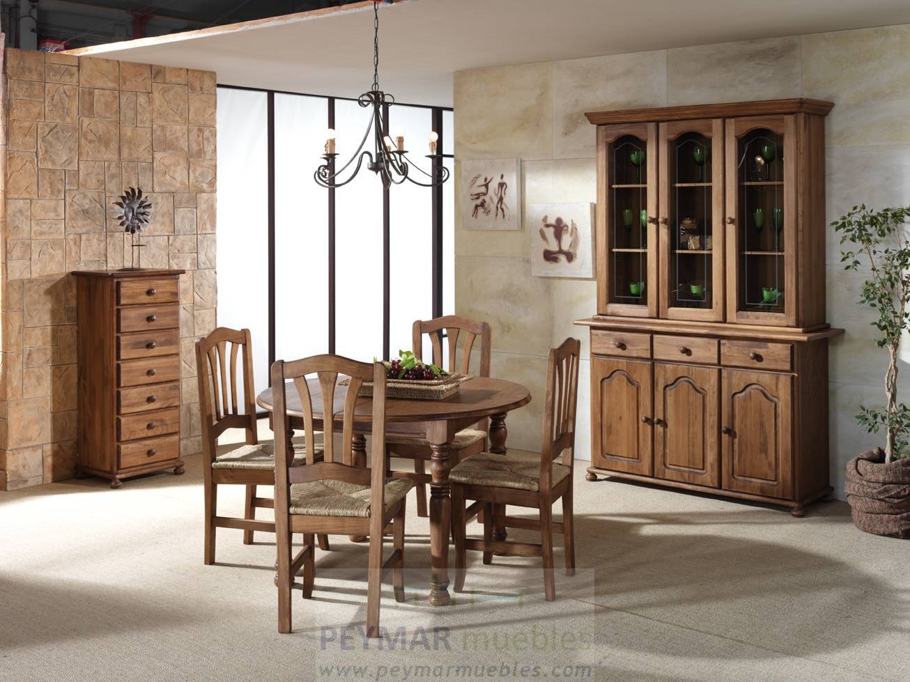 Aparador Provenzal 3 Puertas - Aparador estilo provenzal de tres puertas y tres cajones, de madera maciza