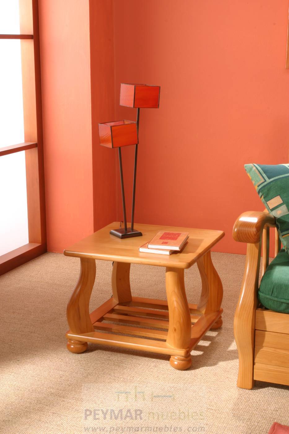 Mesa de rincón de madera de pino, con revistero y tapa de madera
