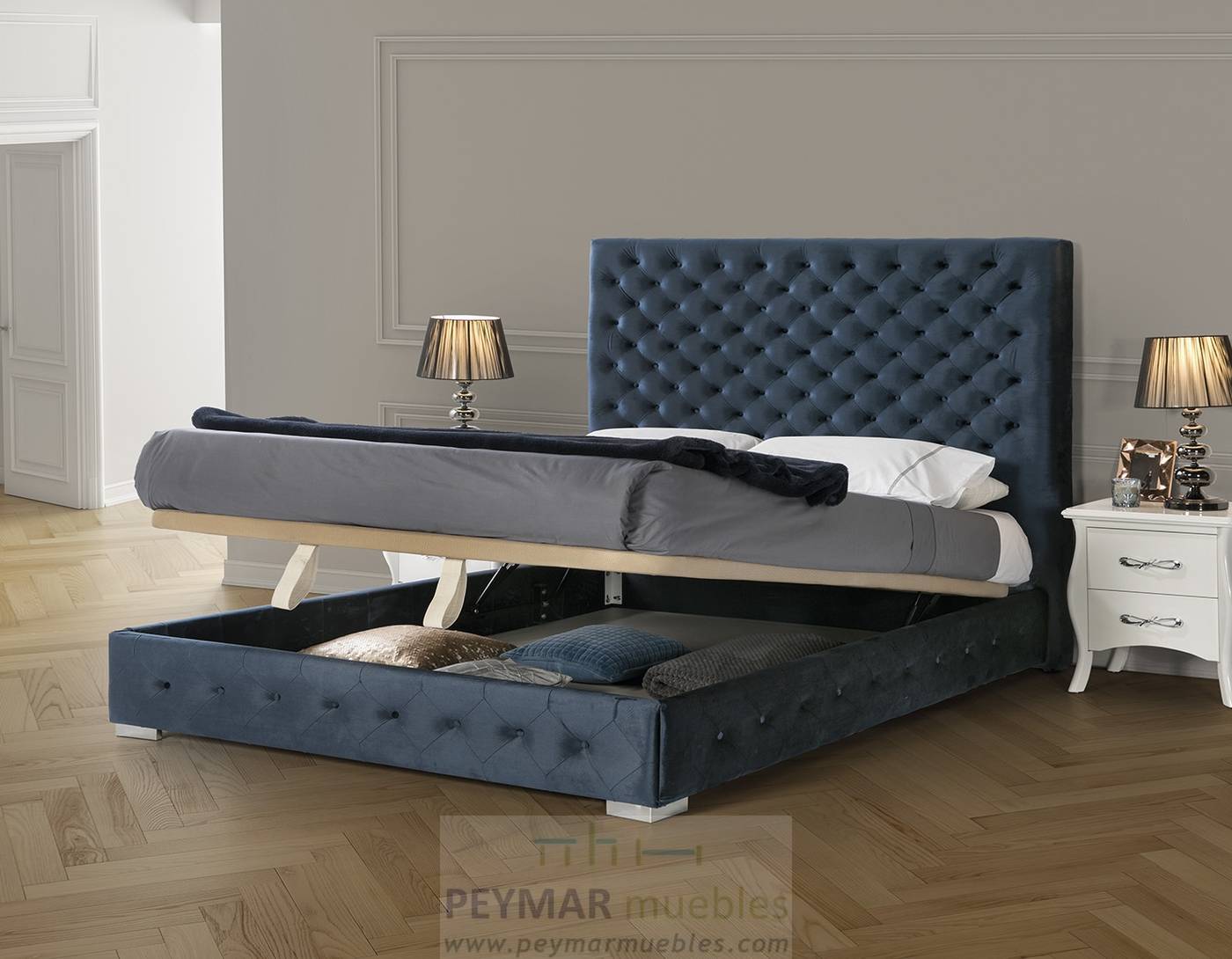 Cama Abatible LD Leonor - Cama de matrimonio con canapé abatible tapizada en polipiel, tela o terciopelo. Disponible en varios colores.