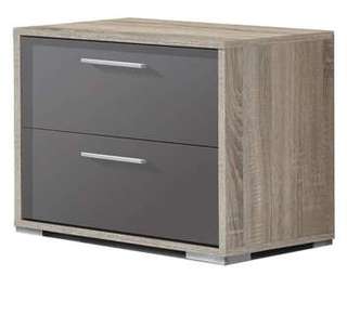 Mesita 2 Caj. Blan/Cambr-Blanco - Mesita blanca o cambrian de 2 cajones combinado con color cambrian o blanco, dos anchos de 43 o 53 cms