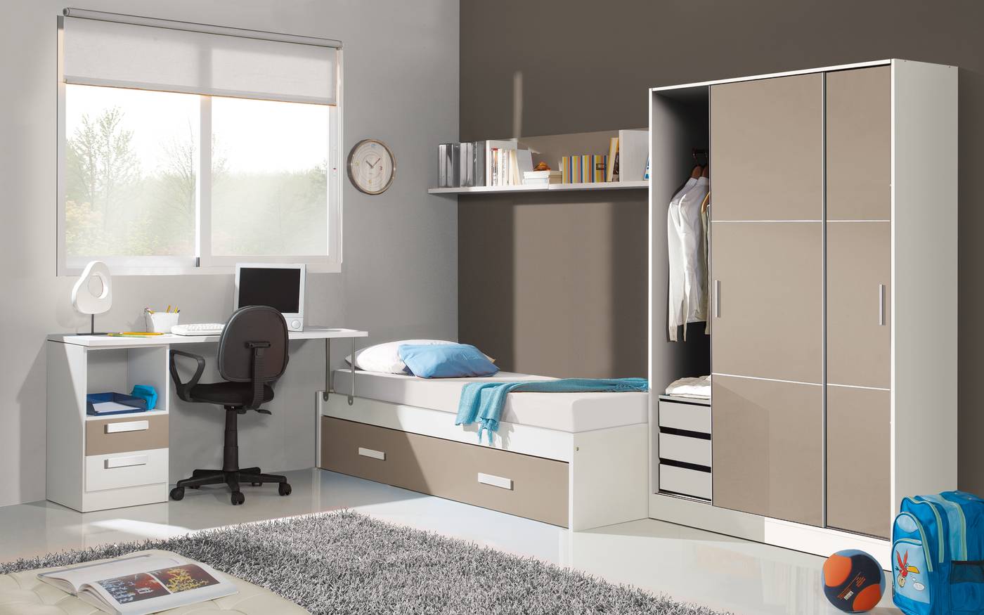 Dormitorio juvenil: cama compacta, armario, escritorio