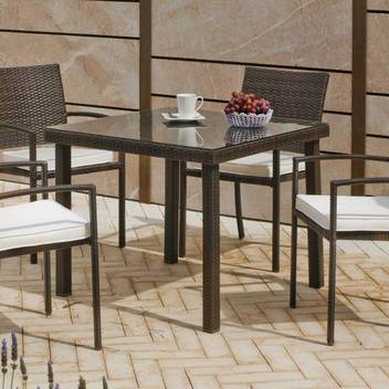 Conjunto mesa ▢90 + 4 sillones de ratán [Bahia] de Hevea - Conjunto de ratán sintético color marrón para jardín o terraza: mesa cuadrada de 90 cm. con tapa de cristal templado y 4 sillones apilables con cojín