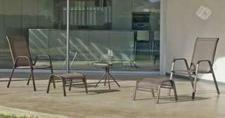 Mesa ▢45 + 2 sillones textilen + taburetes [Macao] de Hevea - Conjunto de acero inoxidable color bronce para jardín o terraza: mesa auxiliar con tapa de cristal templado + 2 sillones apilables de acero y textilen + reposapies