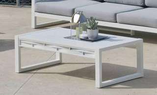 Mesa Aluminio Luxe Augusta-4 de Hevea - Lujosa mesa de centro para jardín o terraza. Estructura 100% de aluminio en color blanco, antracita o champagne.