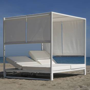 Cama Aluminio Luxe Creta de Hevea - Cama con toldos superior y estores. Fabricada con aluminio color blanco. Doble respaldo multiposiciones independientes.