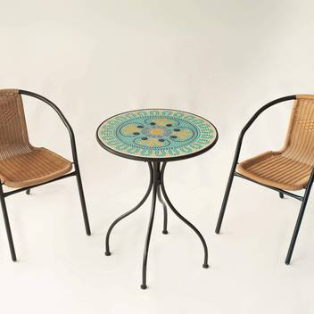 Set mesa mosaico ◯60 + 2 sillones wicker  [Dorian] de Hevea - Conjunto para jardín o terraza: mesa de forja color antracita, con tablero mosaico de 60 cm + 2 sillones apilables de wicker