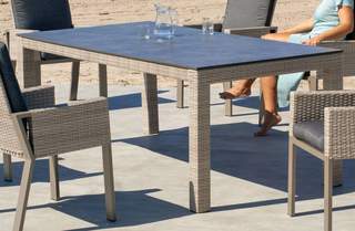 Mesa ▯180 de ratán con tablero HPL [Albany] de Hevea - Mesa rectangular de aluminio y médula sintética color ratán natural, para jardín, con tablero HPL de 180 cm color antracita.