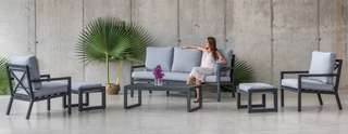 Sofá 3p + 2 sillones + mesa de aluminio [Dounvil] de Hevea - Conjunto de aluminio de lujo para jardín. Incluye: un sofá tres plazas, dos sillones, una mesa de centro y cojines. Disponible en color blanco, antracita, champagne, plata, marrón o nude