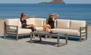 Rinconera 6p de aluminio + mesa centro [Dublian] de Hevea - Lujoso conjunto para jardín: rinconera modular de 6 plazas + mesa centro. Estructura aluminio color blanco, antracita, champagne, plata, marrón o nude