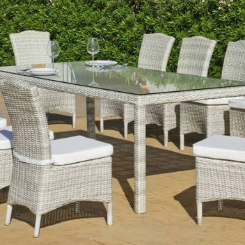 Mesa de comedor-jardín ▯220 de ratán [Celebes] de Hevea - Mesa rectangular de comedor para jardín. Estructura de aluminio recubierta de médula sintética, con tablero de cristal templado.