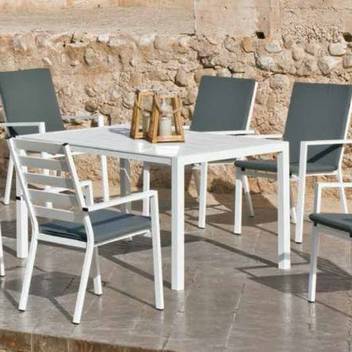 Set mesa ▯135 + 6 sillones de aluminio [Palma] de Hevea - Conjunto para jardín: Mesa rectangular de aluminio con tablero lamas de aluminio + 6 sillones. Disponible en color blanco, antracita, champagne, plata, marrón o nude.