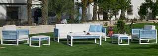 Sofá 3p + 2 sillones + tabs, aluminio [Monterrey] de Hevea - Conjunto de aluminio para jardín: 1 sofá de 3 plazas + 2 sillones + 1 mesa de centro + 2 taburetes. Colores disponibles: blanco, gris, marrón o champagne.