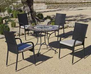 Set Mosaico Camel-Ampurias 90-4 de Hevea - Conjunto para jardín color gris antracita: 1 mesa redonda 90 cm. de forja con panel mosaico + 4 sillones de ratán sintético