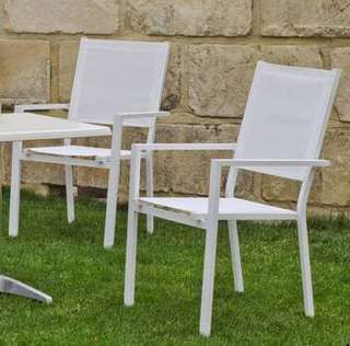 Sillón Aluminio Roma de Hevea - Sillón apilable de aluminio color blanco, plata o antracita, con asiento y respaldo de textilen