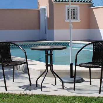 Set Mesa ◯60 + 2 sillones wicker [Sulam-Santana] de Hevea - Conjunto de acero color antracita para jardín y terraza: mesa redonda de 60 cm. con tapa de cristal templado + 2 sillones de acero y wicker