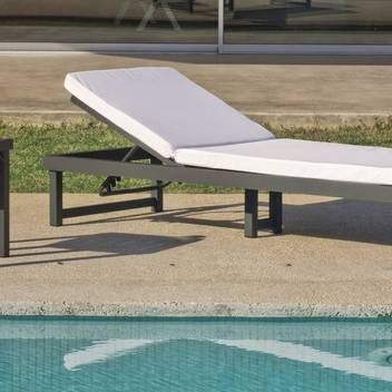 Cama/tumbona de aluminio [Venecia] de Hevea - Cama/tumbona de aluminio para jardín. 5 posiciones. Estructura, asiento y respaldo de aluminio color blanco, antracita, champagne, plata, marrón o nude.