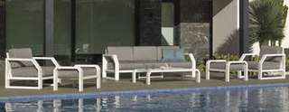 Set aluminio: sofá 3p + 2 sillones + mesa [Zafiro] de Hevea - Conjunto lujo de aluminio para jardín: 1 sofá de 3 plazas + 2 sillones + 1 mesa de centro. Disponible en varios colores. OFERTA válida para color blanco.