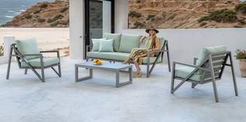 Cjto aluminio: sofá 3p + sillones + mesa [Albania] de Hevea - Conjunto de aluminio para exterior: sofá de 3 plazas + 2 sillones + 1 mesa de centro. Disponible en color blanco, antracita, marrón, nude, champagne o plata.