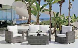 Set sofá 2 plz + 2 sillones + mesa de ratán [Doha] de Hevea - Cojunto de ratán sintético color mix-gris para jardín: 1 sofá 2 plazas + 2 sillones + 1 mesa de centro. Cojines dralón color gris.