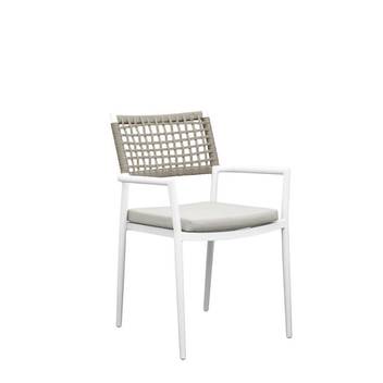 Sillón apilable aluminio y cuerda [Samoa] de Mooma - Sillón de comedor apilable para exterior. Estructura de aluminio lacado en color blanco recubierta de cuerda náutica redonda de color greige. Cojín asiento (5 cm) en tejido olefina de color greige claro.