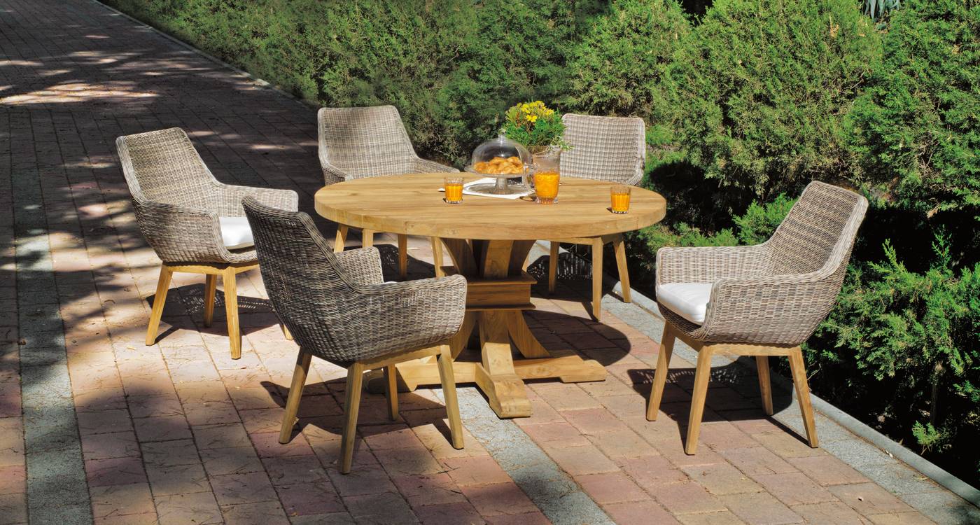 Conjunto para jardín de teka: 4 sillones con cojines de ratán sintético y madera de teka + 1 mesa de madera de teka de 220 cm