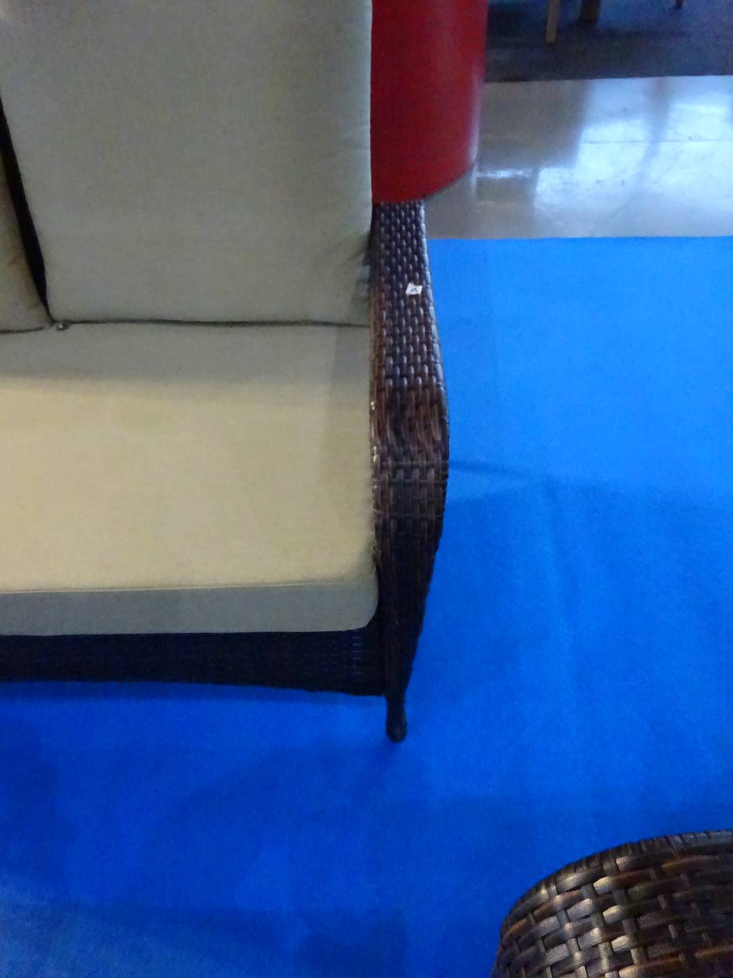 Conjunto Ratán Sint. Montreal-8 - Conjunto de ratán sintético desmontable: sofá 3 plazas + 2 sillones + mesa de centro + cojines