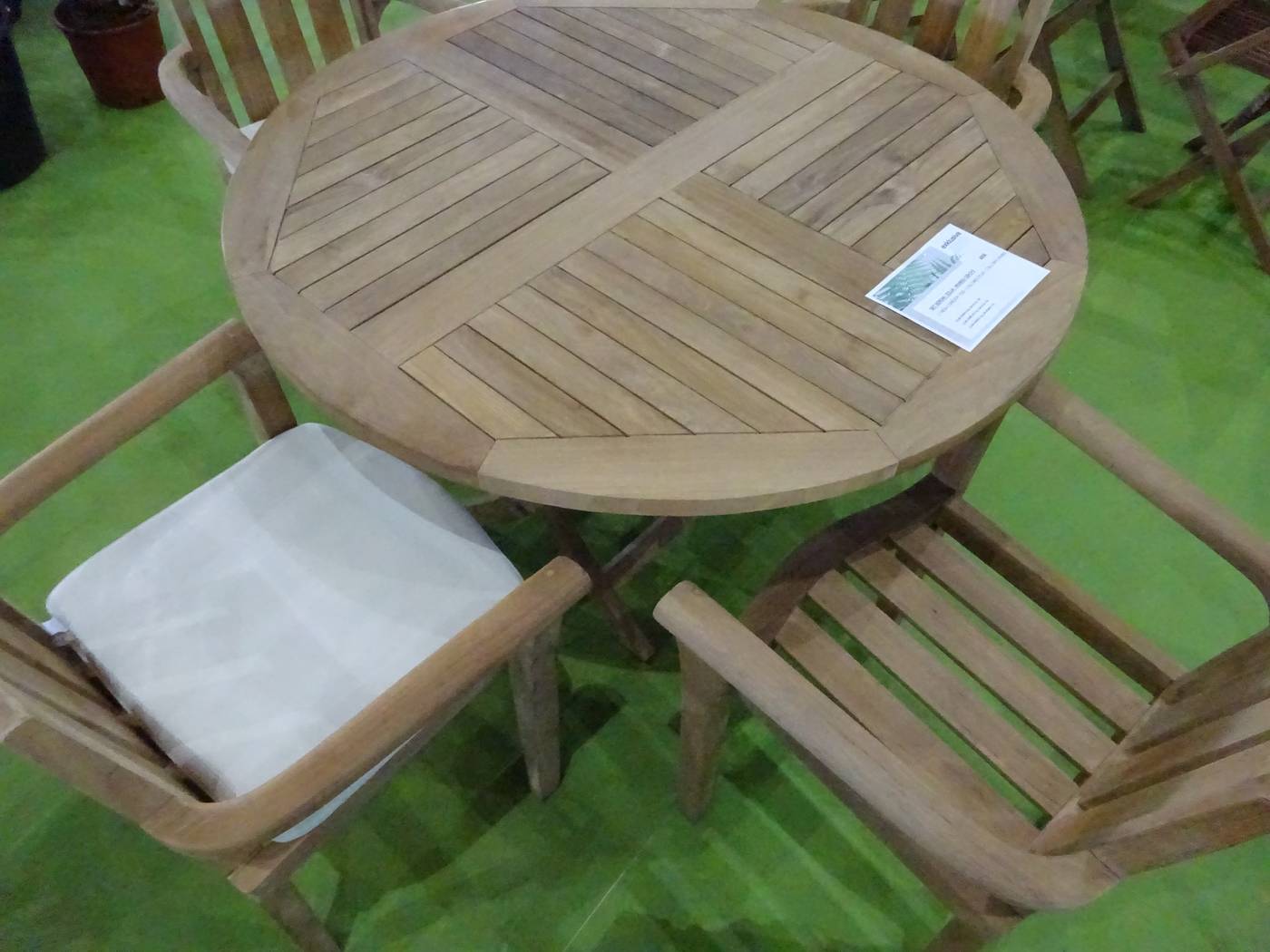 Conjunto Teka Seroni 120/4 - Conjunto de madera de teka: 1 mesa redonda plegable 120 cm. + 4 sillones con cojines asiento