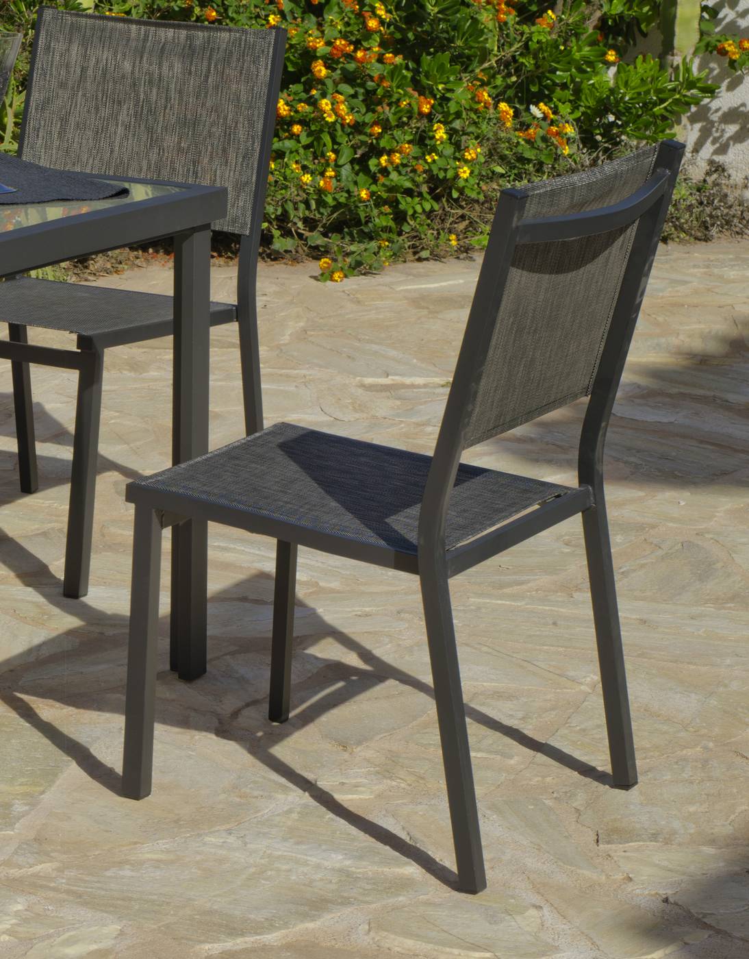 Conjunto Aluminio Horizon 130-4 - Conjunto de aluminio color antracita: mesa de 130 cm. + 4 sillas de aluminio y textilen
