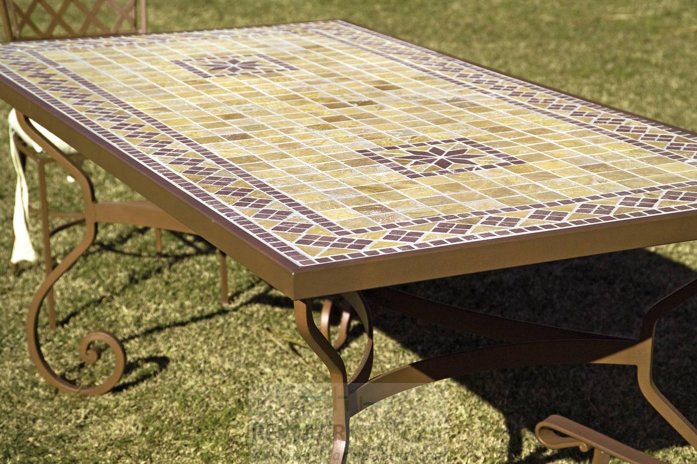 Mesa forja Damasco - Mesa cuadrada o rectangular de forja con tapa de mosaico o cristal, disponible en varias medidas y acabados