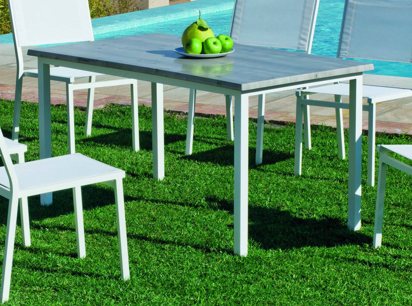 Set Aluminio Margot/Sion-120/6 - Conjunto aluminio color blanco, plata o antracita: mesa rectangular 120 cm. Con tablero de heverzaplus y 6 sillas de aluminio y textilen