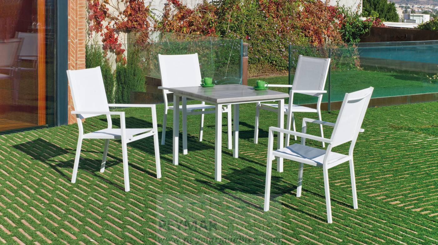 Mesa Margot-80 tablero Heverzaplus - Mesa cuadrada de 80 cm., estructura de aluminio color blanco, plata o antracita y tablero heverzaplus gris imitación mármol