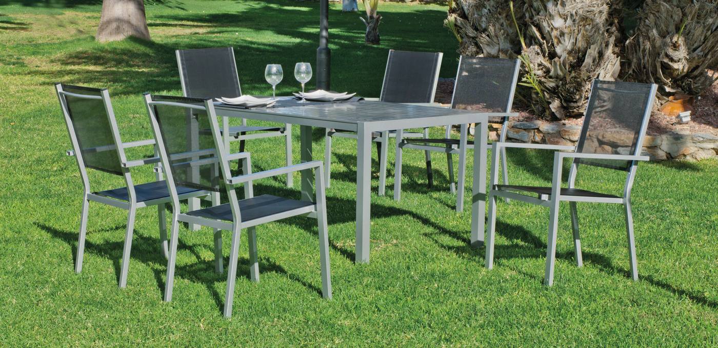 Mesa rectangular de aluminio  con tablero lamas de aluminio + 6 sillones de textilen. Disponible en color blanco, antracita, champagne, plata o marrón.