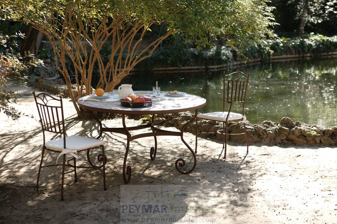 Silla de forja para terraza en Madrid