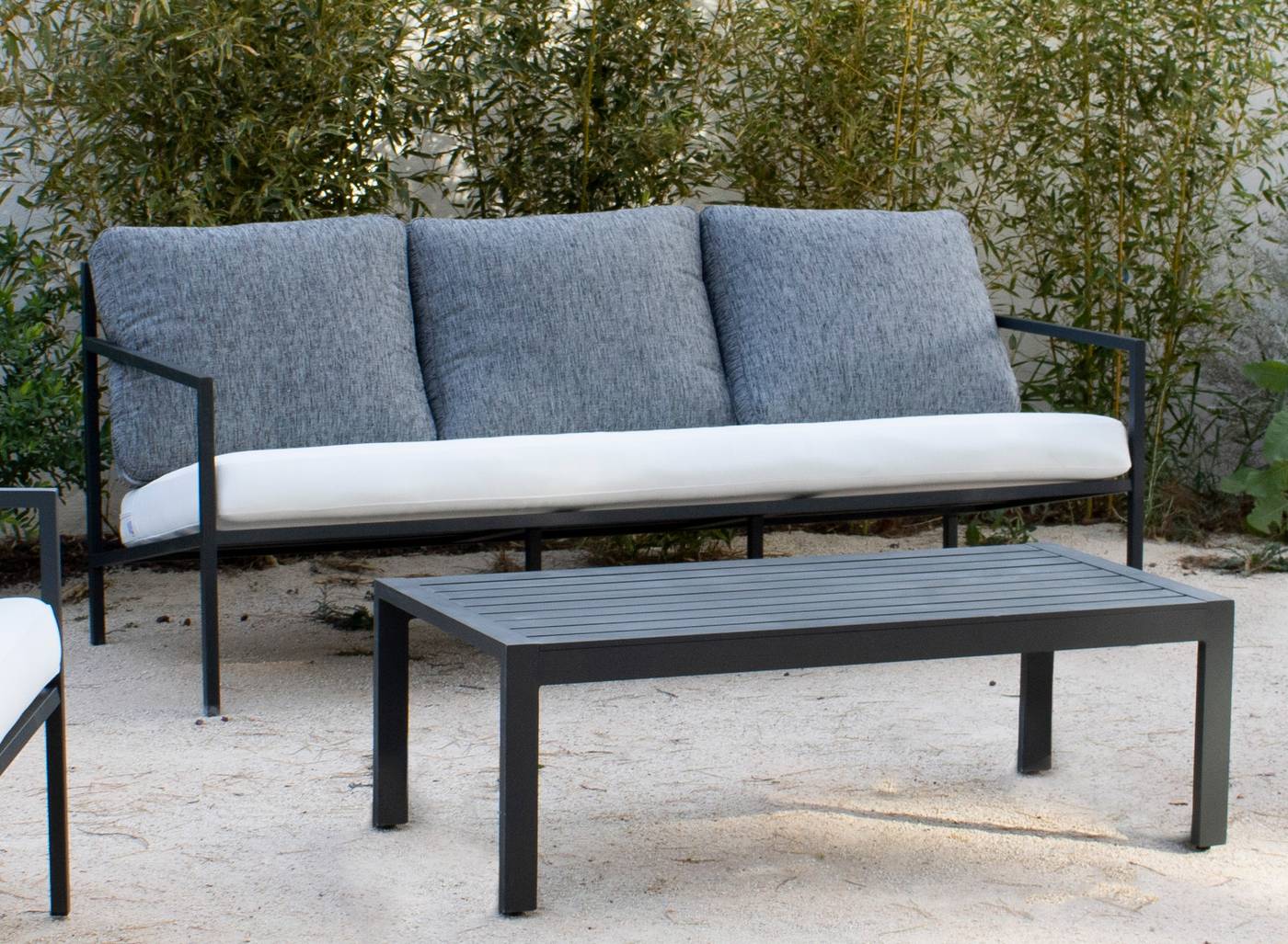 Set Aluminio Capri-8 - Conjunto aluminio: sofá 3 plazas + 2 sillones + 1 mesa de centro. Estructura color blanco o antracita.