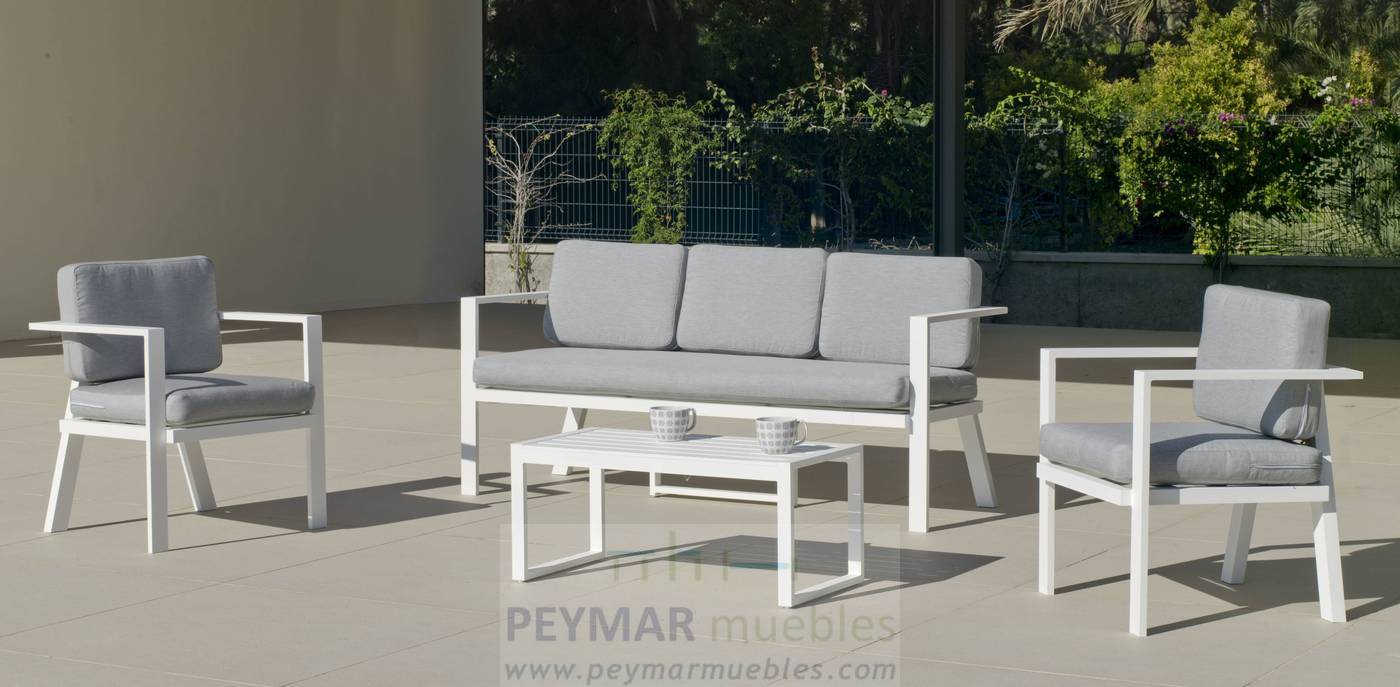 Conjunto Aluminio Luxe Azores-8 - Conjunto de aluminio luxe: 1 sofá de 3 plazas + 2 sillones + 1 mesa de centro. Disponible en color blanco, antracita, champagne, plata o marrón.