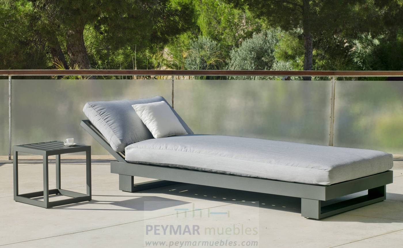 Set Chaiselongue Coloseo - Conjunto lujoso de aluminio: Chaiselonge/cama + sofá 3 plazas + 1 mesa de centro. Disponible en color blanco, antracita, champagne, plata o marrón.