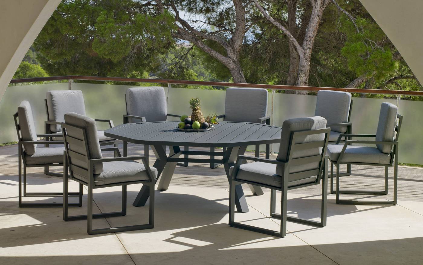 Sillón Aluminio Zafiro-31 - Sillón comedor para jardín o terraza. Estructura, asiento y respaldo de aluminio de color blanco, antracita, champagne, plata o marrón