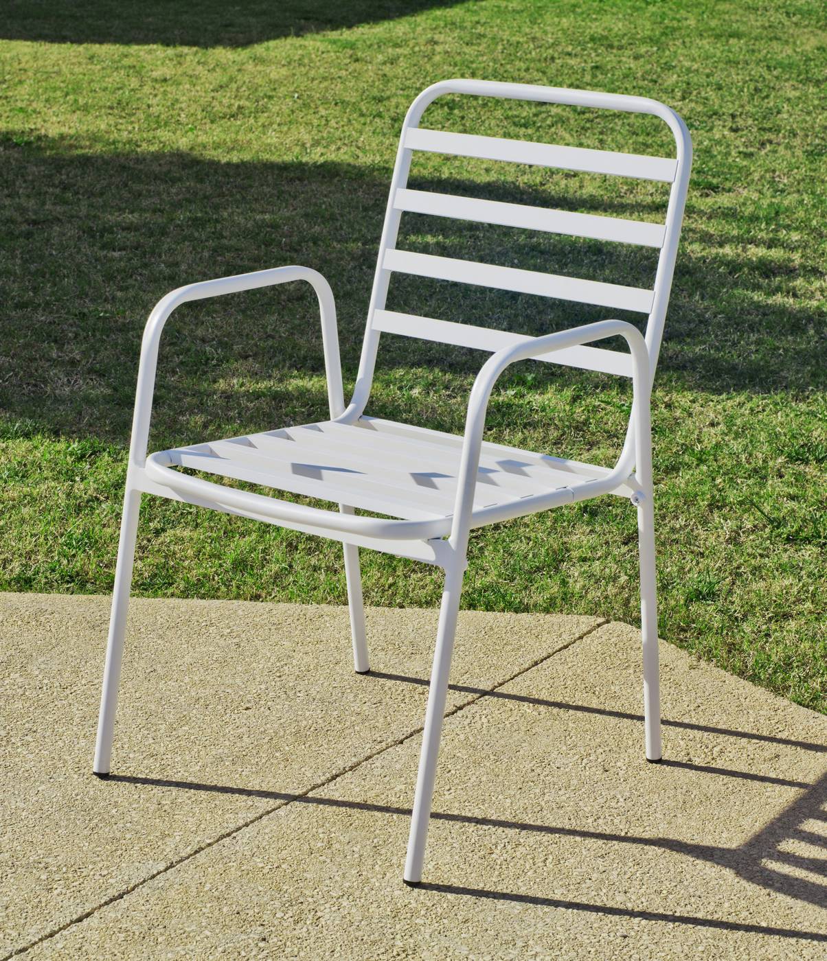 Set Aluminio Margot-Maxim 80-4 - Conjunto aluminio de color blanco: mesa cuadrada 80 cm. con tablero de heverzaplus y 4 sillones apilables de aluminio