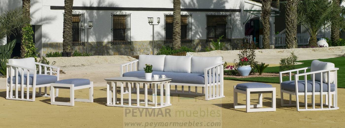 Conjunto confort aluminio: 1 sofá 3 plazas + 2 sillones + 1 mesa de centro + 2 reposapiés. Disponible en color blanco, antracita, champagne, plata o marrón.