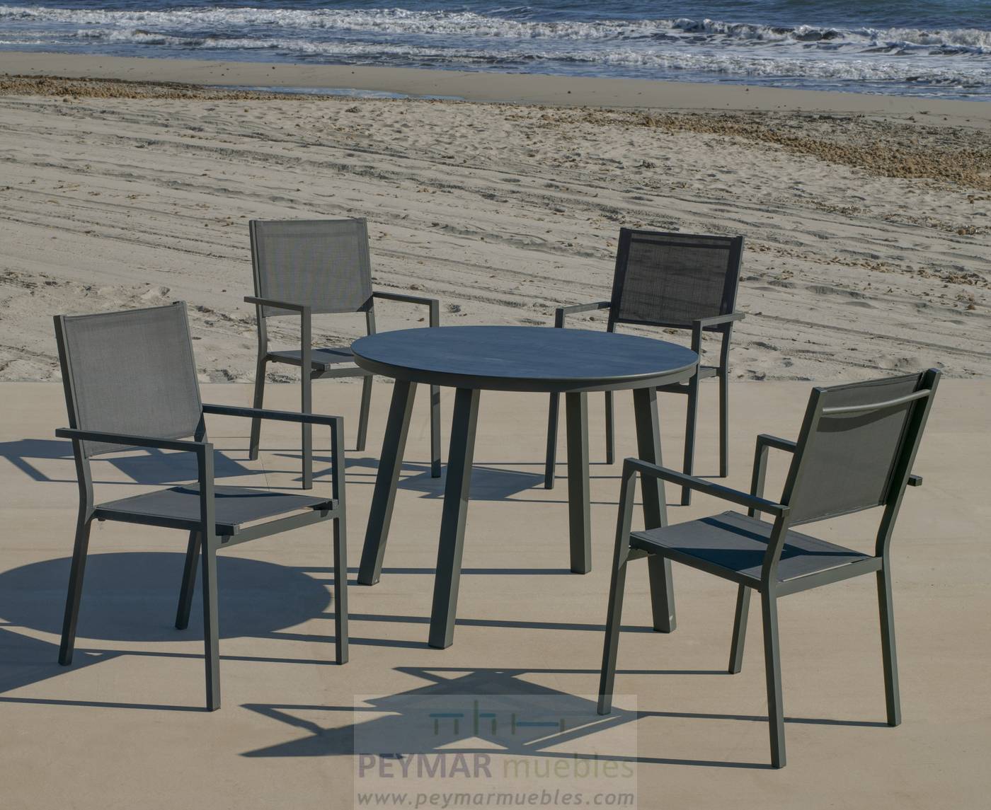 Mesa California HPL-100 - Mesa redonda de aluminio, con patas cuadradas y tablero HPL de 100 cm. Disponible en color blanco, antracita o champagne.