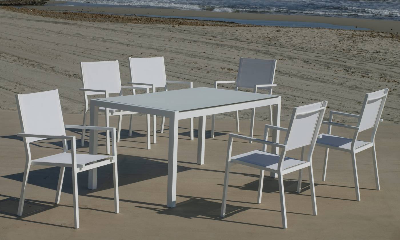 Conjunto de aluminio para jardín: Mesa rectangular con tablero HPL de 160 cm + 4 sillones de textilen. Colores: blanco y antracita.