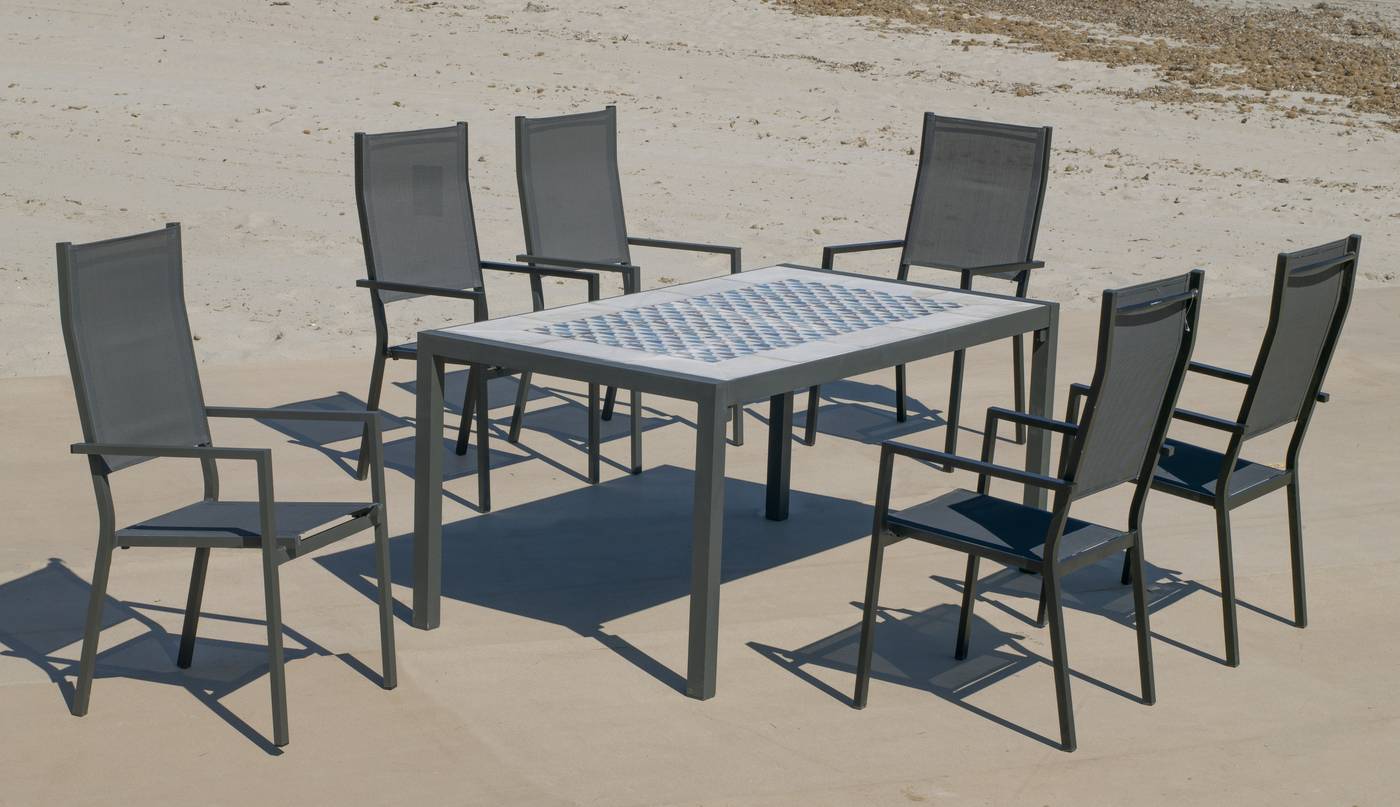 Conjunto de aluminio color antracita: Mesa rectangular con tablero mosaico de 160 cm + 6 sillones altos de textilen.