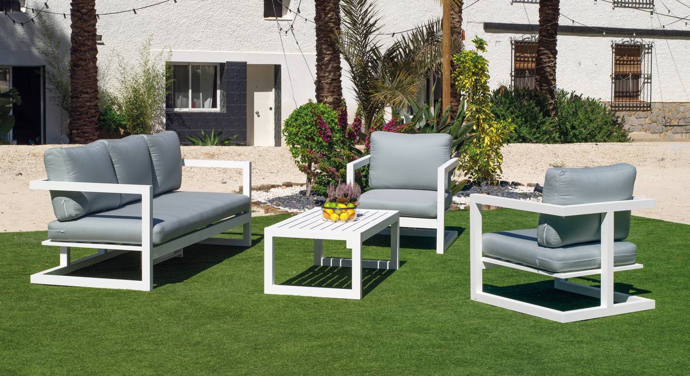 Conjunto aluminio: 1 sofá de 3 plazas + 2 sillones + 1 mesa de centro. Disponible en color blanco, antracita, champagne, plata o marrón.