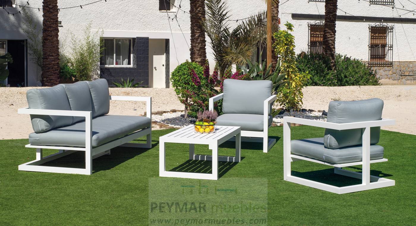 Conjunto aluminio: 1 sofá de 3 plazas + 2 sillones + 1 mesa de centro. Disponible en color blanco, antracita, champagne, plata o marrón.