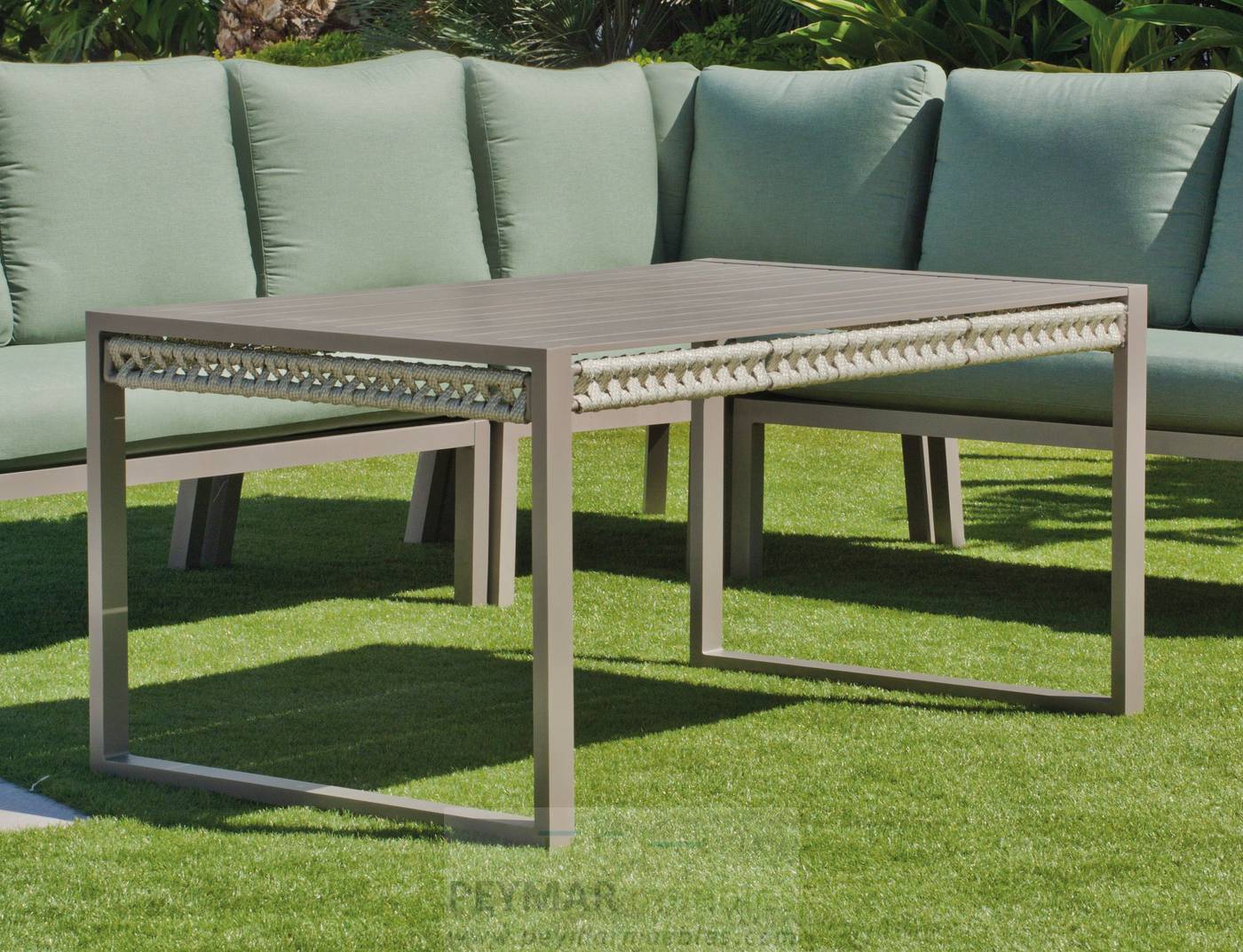 Rinconera Cuerda Havana-29 - Rinconera modular lujo de 6 plazas  +  mesa comedor. Fabricado de aluminio y cuerda en colores blanco, gris, marrón o champagne.