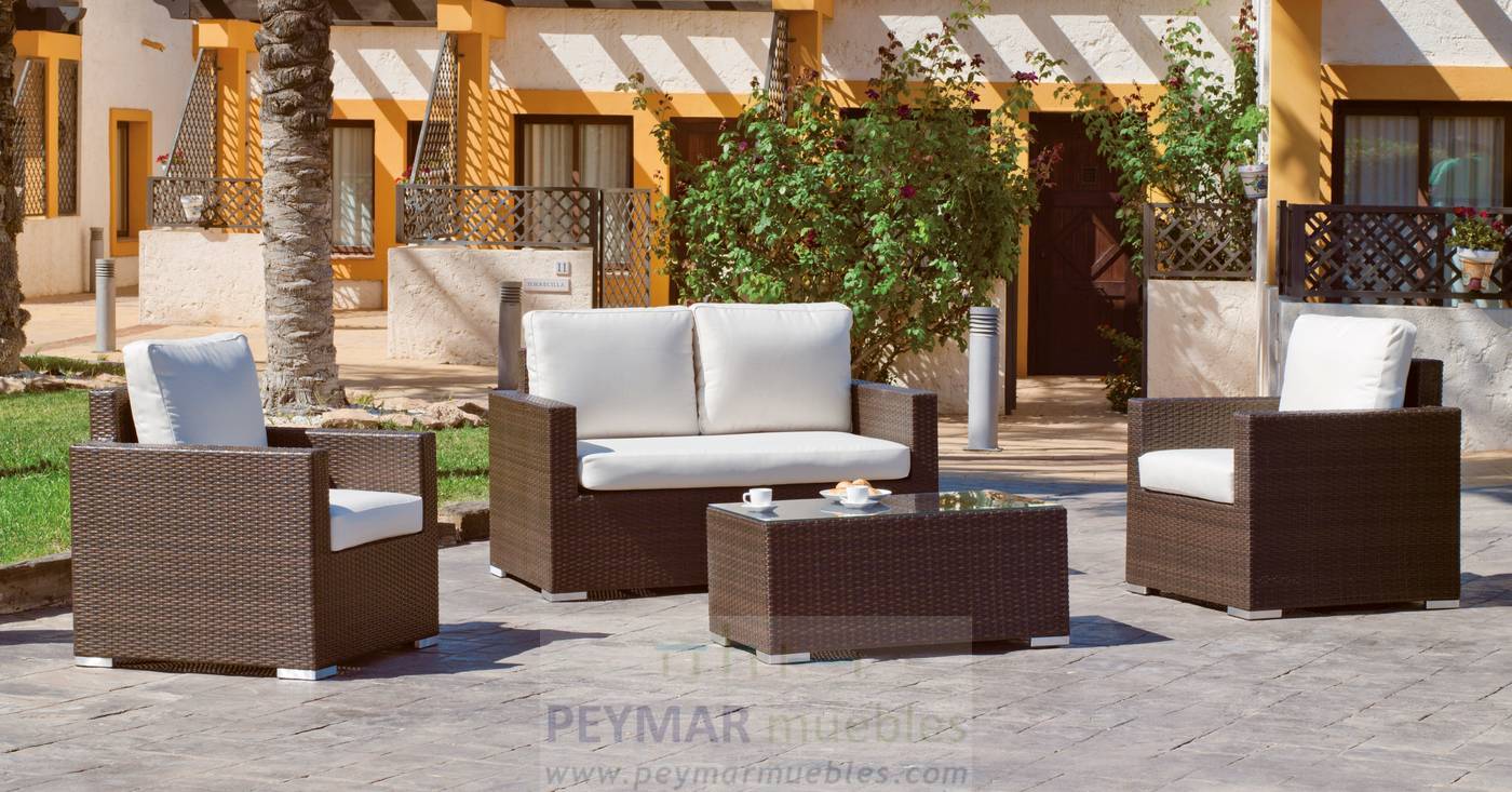 Conjunto de ratán sintético color marrón: 1 sofá 2 plazas + 2 sillones + 1 mesa de centro