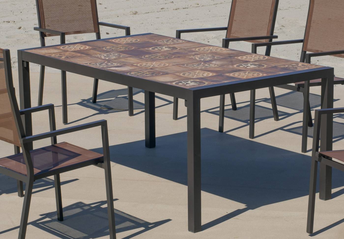 Set Lomba-160-6 Palma - Conjunto de aluminio color marrón: Mesa rectangular con tablero mosaico de 160 cm + 6 sillones.