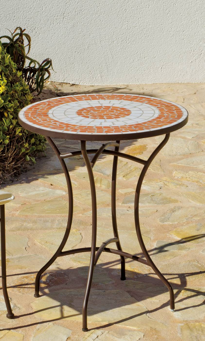 Conjunto Mosaico Málaga-Brasil - Mesa de forja color bronce, con tablero mosaico de 60 cm + 2 sillones apilables de wicker sintético